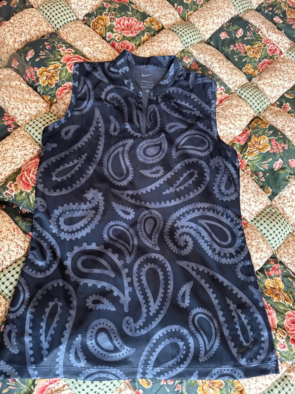 A—Nike Navy and Blue Paisley Sleeveless Golf Polo